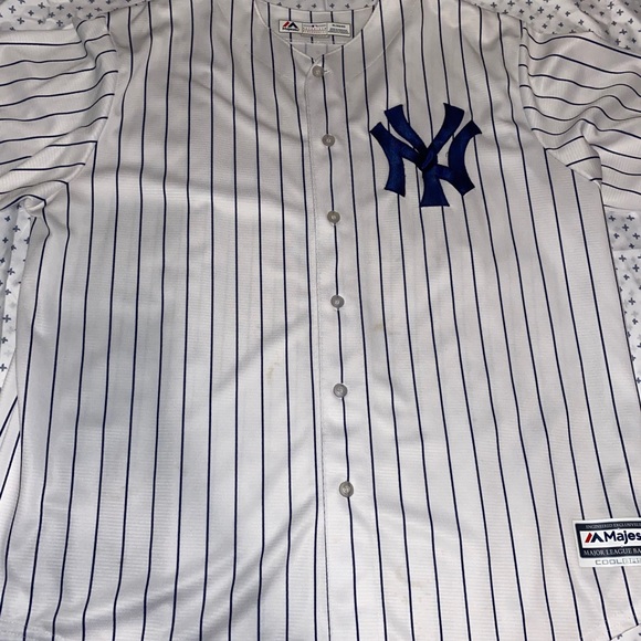 Majestic - Picture 3 of 7